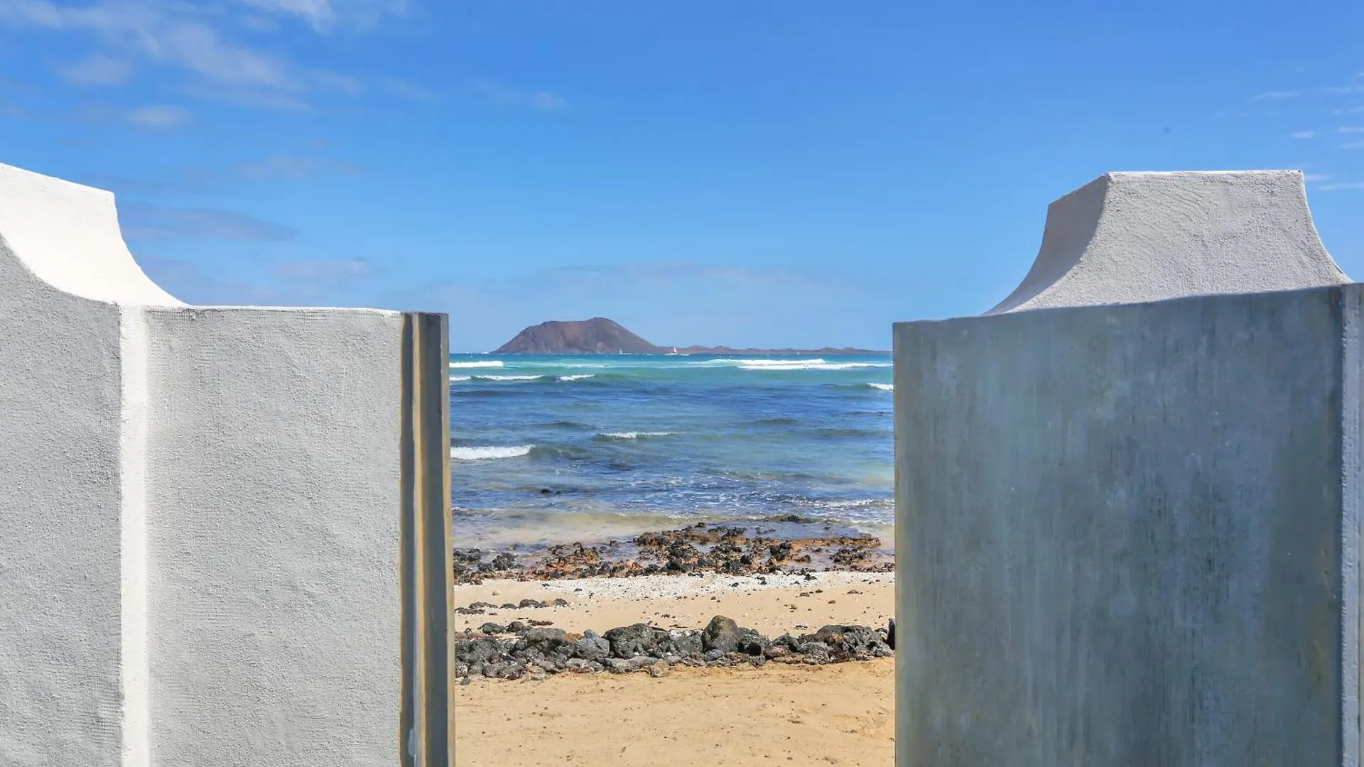 Granados 27 Beachfront Bungalow Corralejo Spain